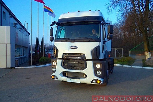  Ford Cargo  
