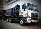  HINO 700